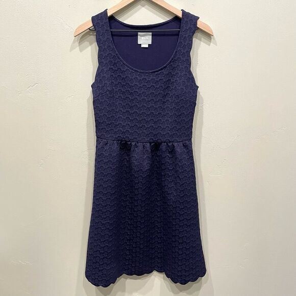 Maeve by Anthropologie Sleeveless Textured Scalloped Dress - Size: Small - Picture 1 of 13